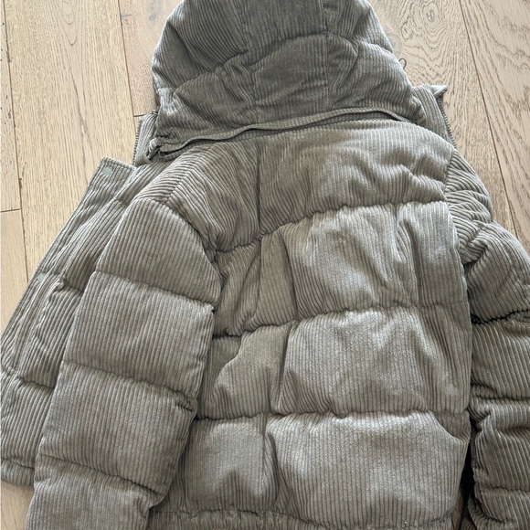 ARITZIA SUPERPUFF CORDUROY CUSHCORD SHORTY JACKET - Picture 11 of 16